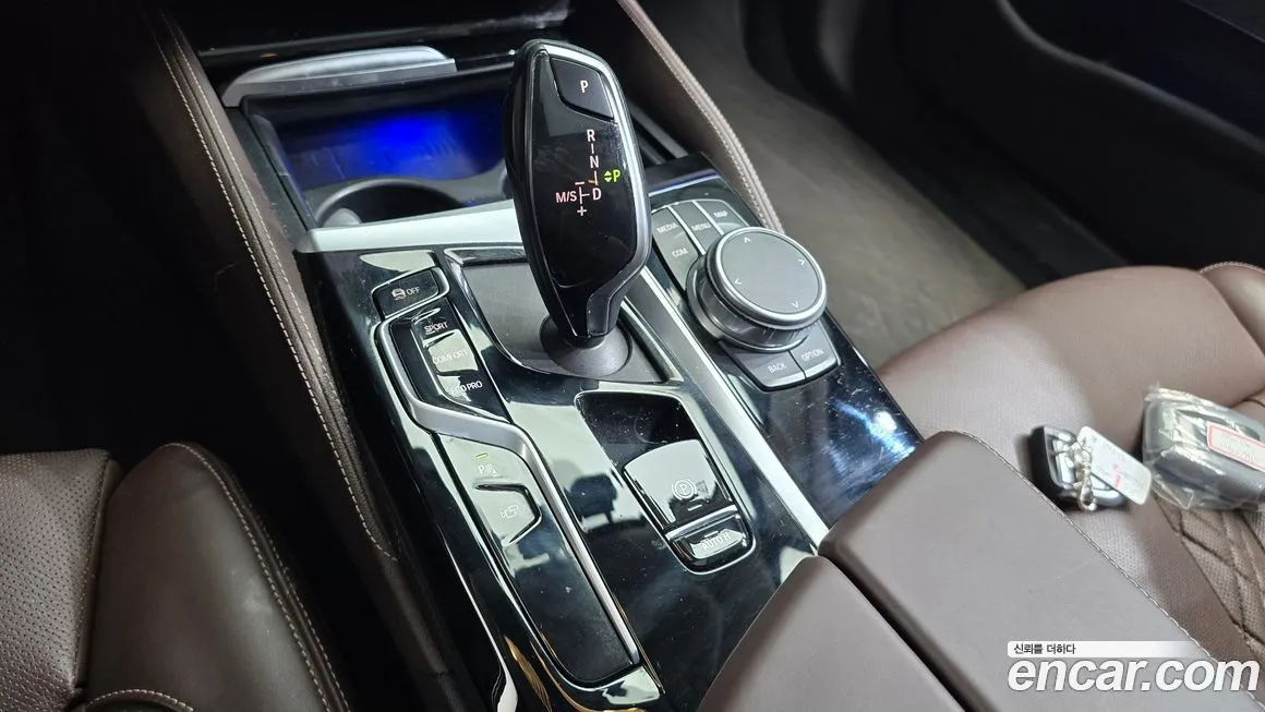 BMW 5-Series 2021 из KR, фото 9
