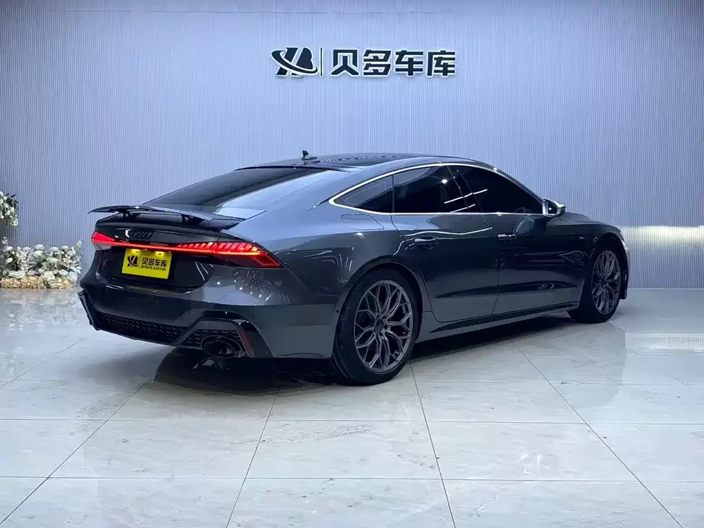 Audi A7 2021 из CN, фото 5