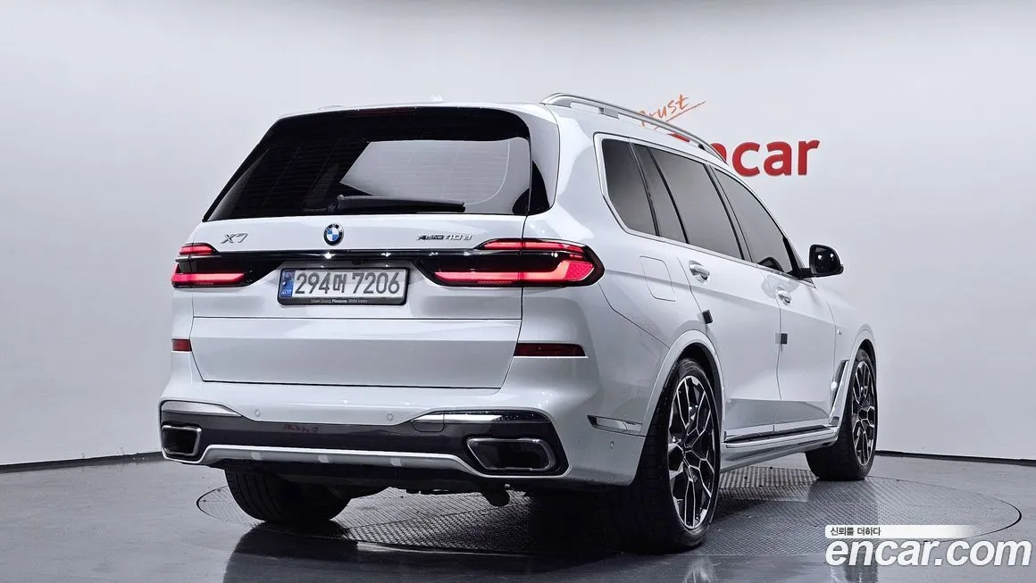 BMW X7 2024 из KR, фото 2