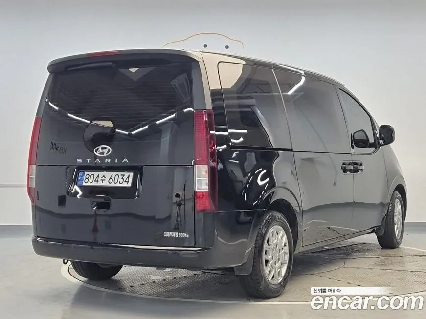 Hyundai Staria 2023 из KR, фото 2