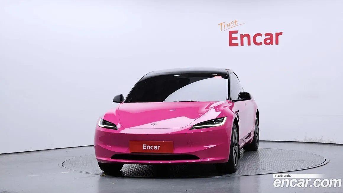 Tesla Model 3 2024 из KR, фото 2
