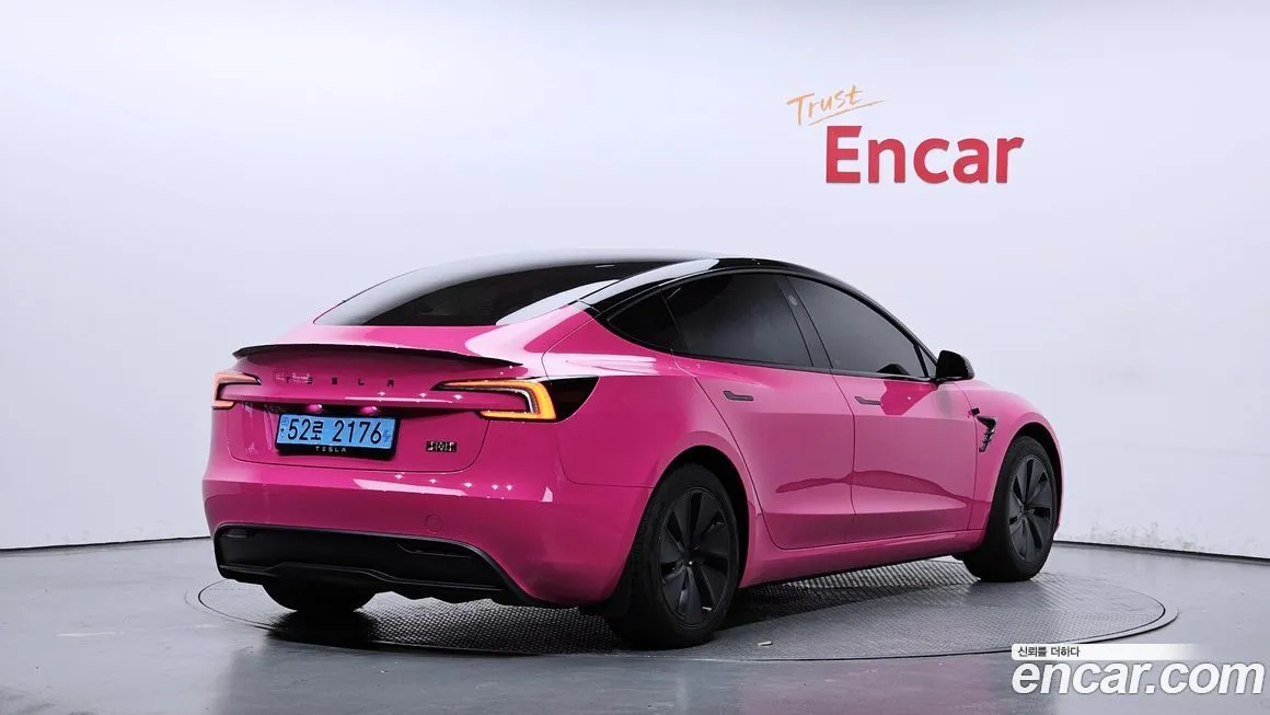 Tesla Model 3 2024 из KR, фото 3