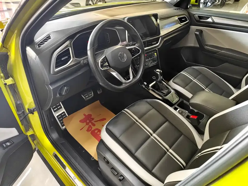 Volkswagen T-Roc 2023 из CN, фото 4