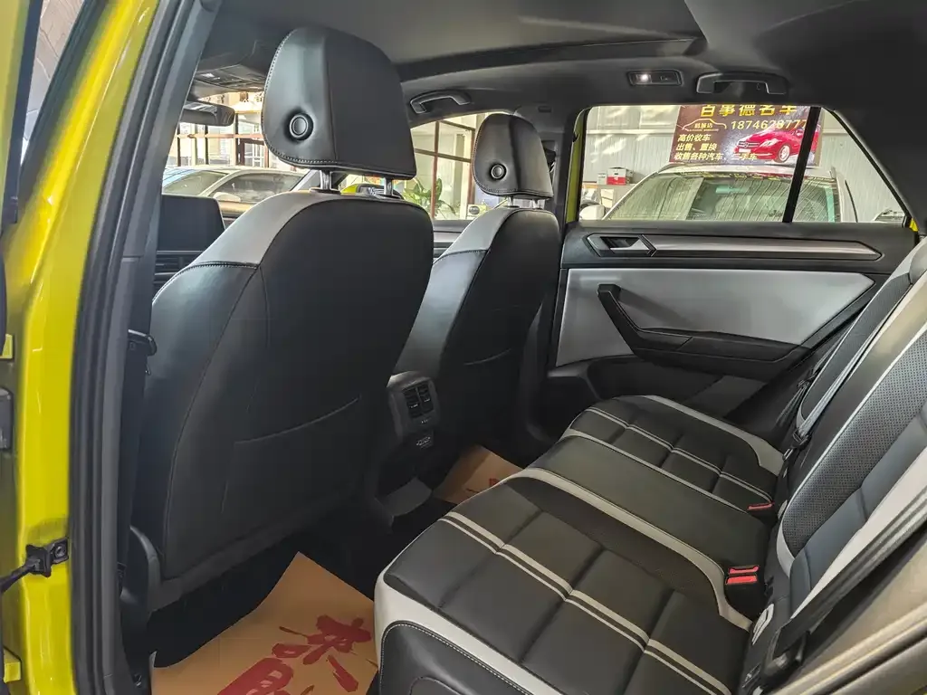 Volkswagen T-Roc 2023 из CN, фото 6