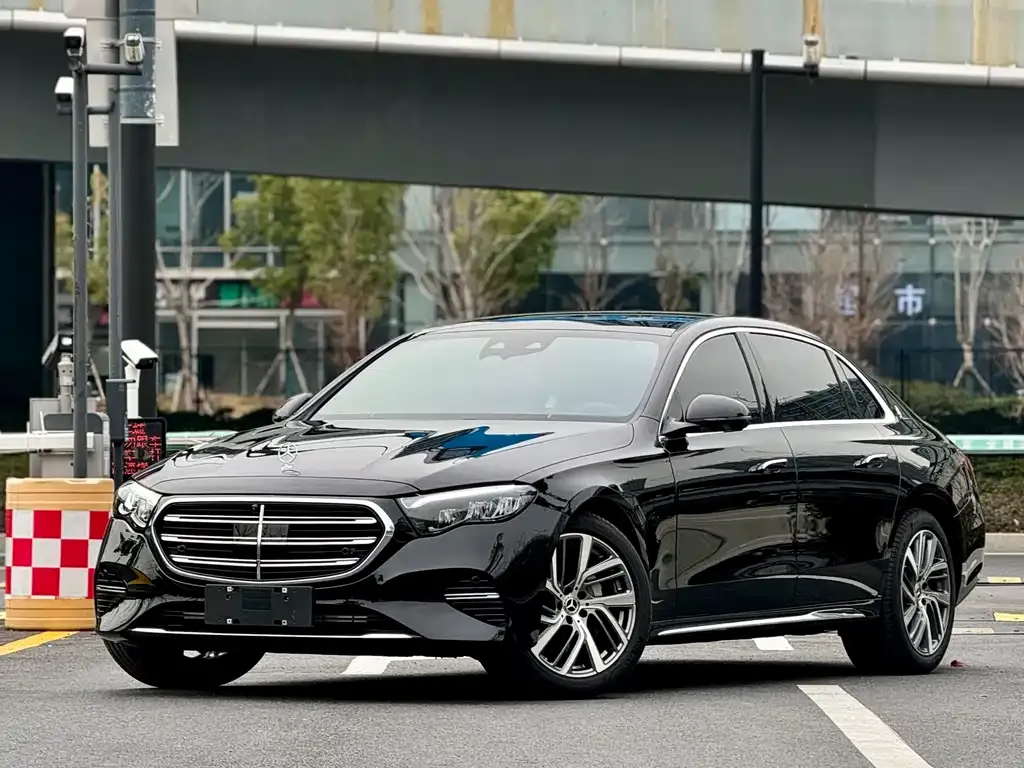 Mercedes-Benz E-Class 2024 из CN, фото 1