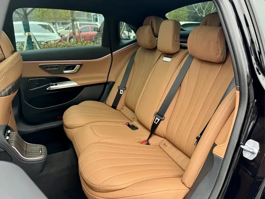 Mercedes-Benz E-Class 2024 из CN, фото 7