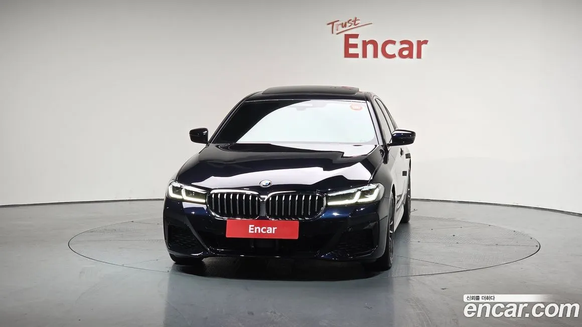 BMW 5-Series 2023 из KR, фото 3