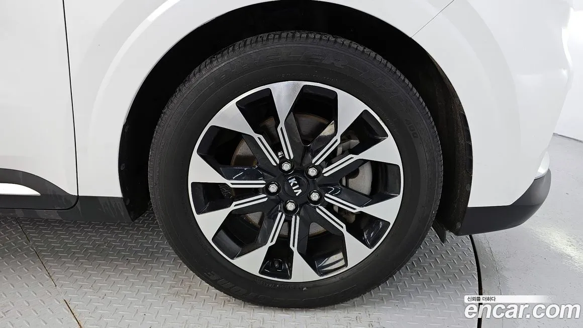 Kia Carnival 2021 из KR, фото 5
