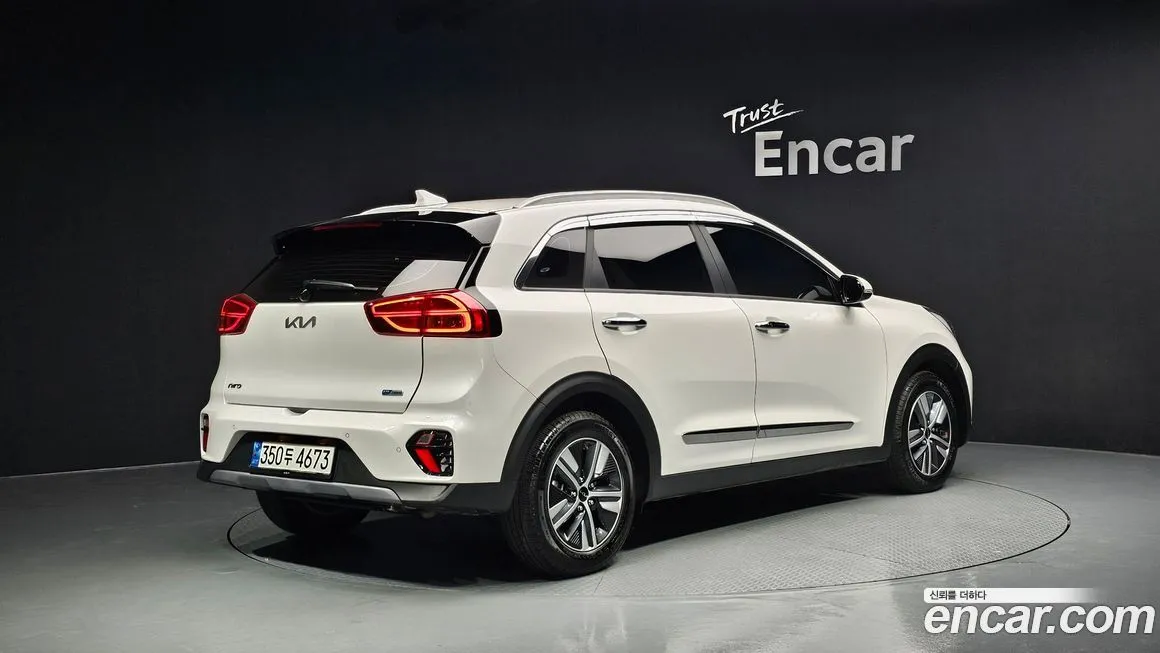 Kia Niro 2022 из KR, фото 2