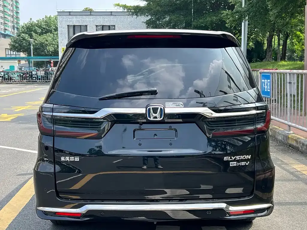 Honda Elysion 2022 из CN, фото 6