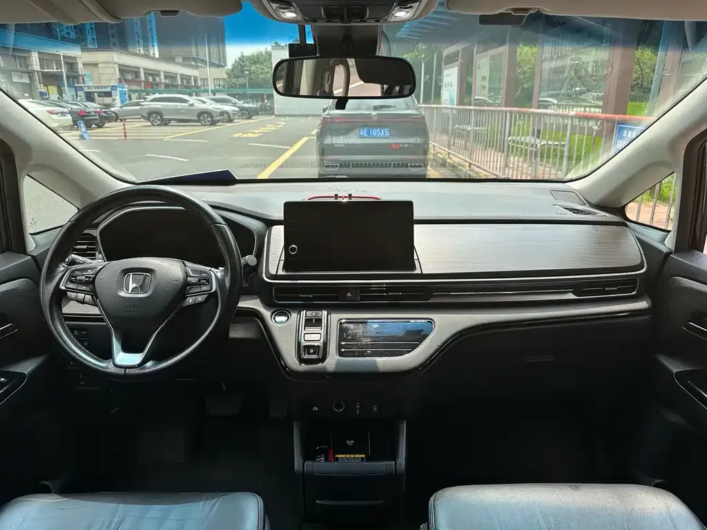 Honda Elysion 2022 из CN, фото 8