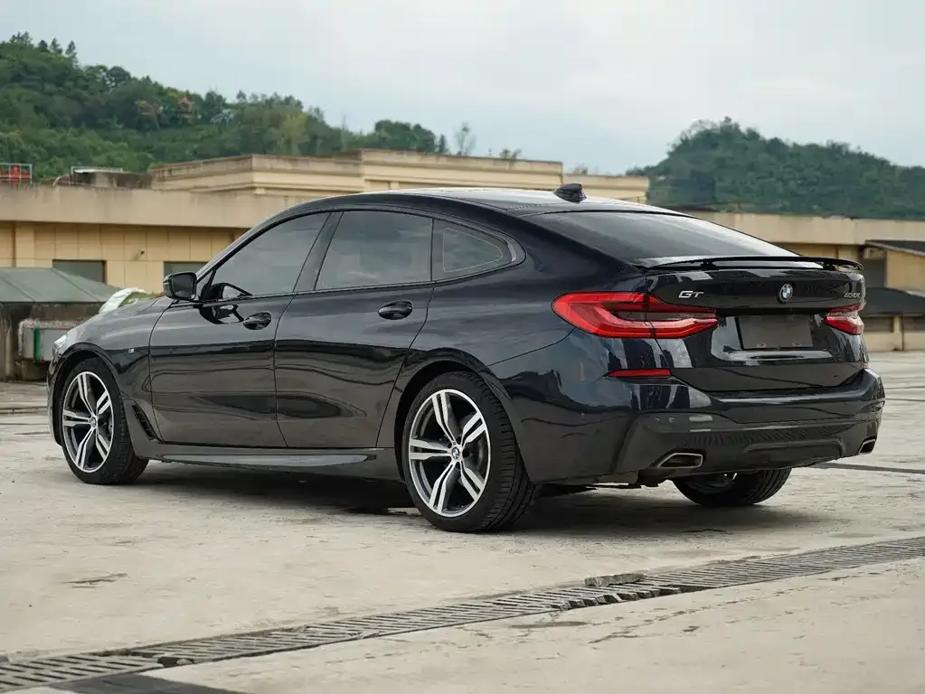 BMW 6 Series GT 2022 из CN, фото 9