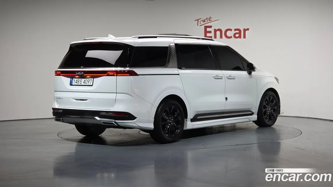 Kia Carnival 2023 из KR, фото 2