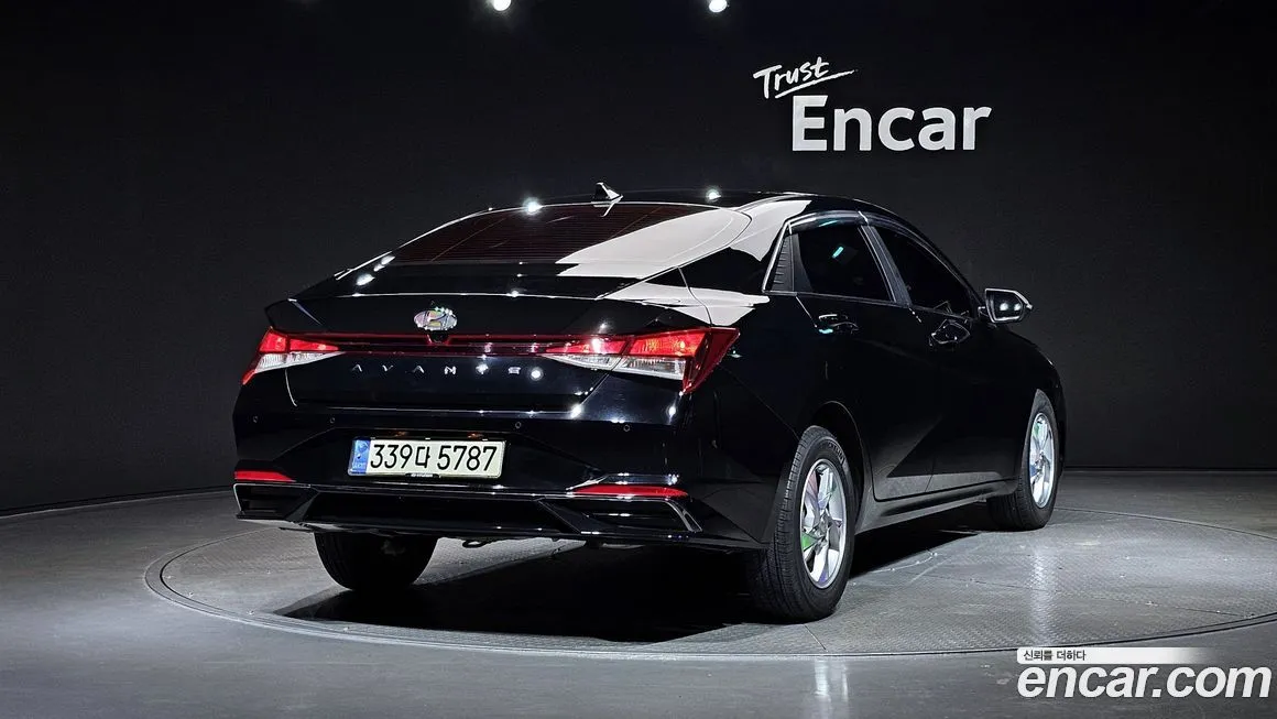 Hyundai AVANTE 2021 из KR, фото 2