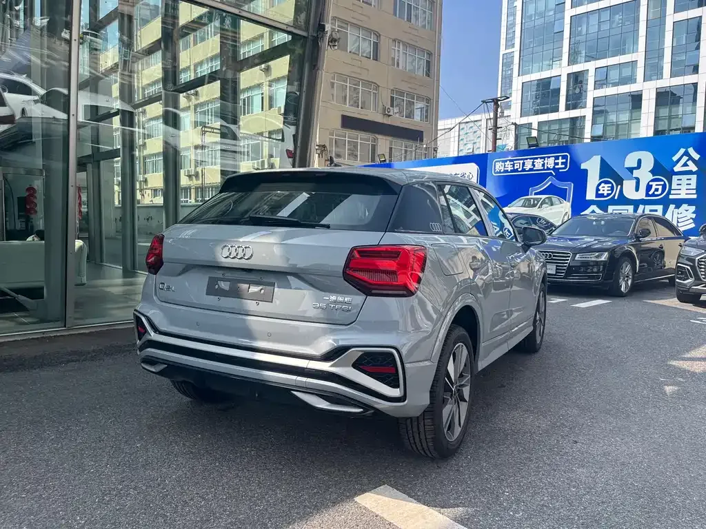 Audi Q2L 2025 из CN, фото 7