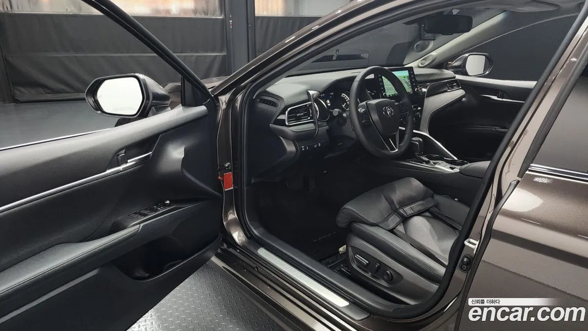 Toyota Camry 2024 из KR, фото 10