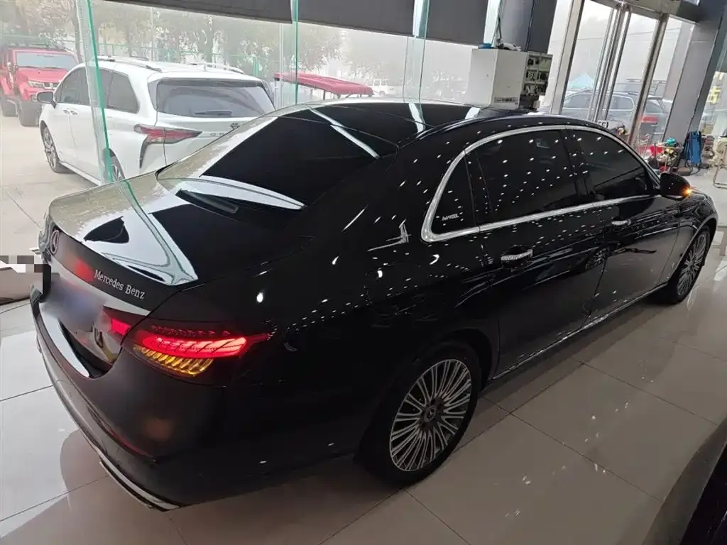 Mercedes-Benz E-Class 2023 из CN, фото 7