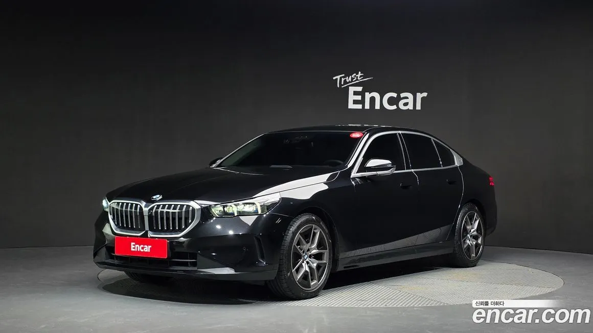BMW 5-Series 2024 из KR, фото 1