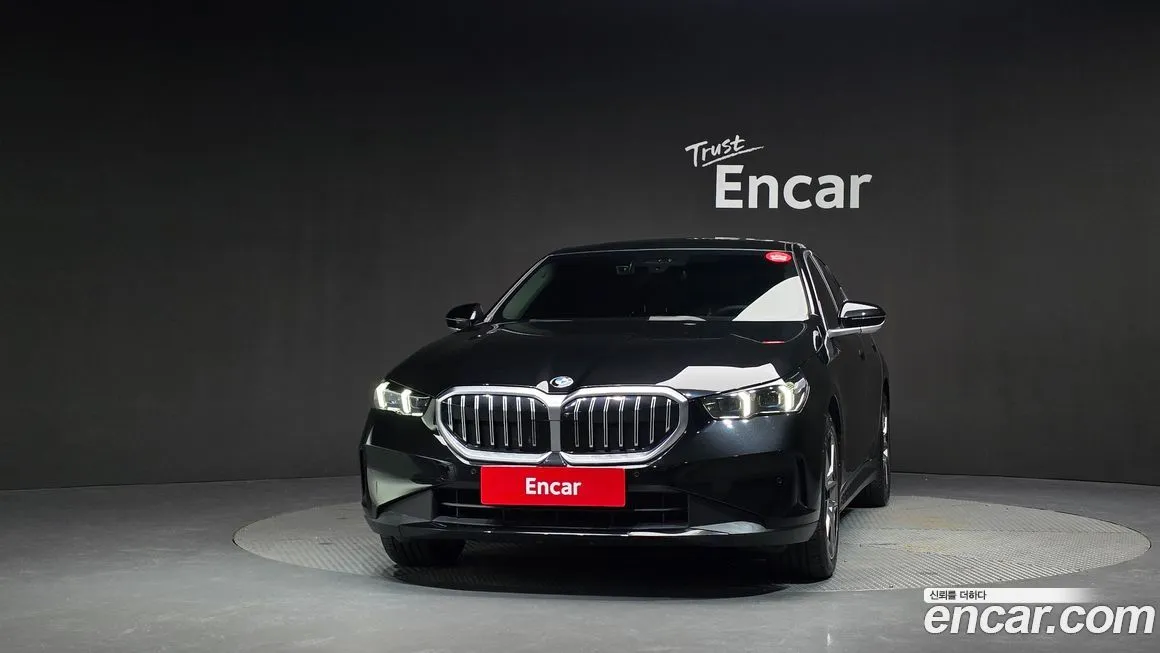BMW 5-Series 2024 из KR, фото 3