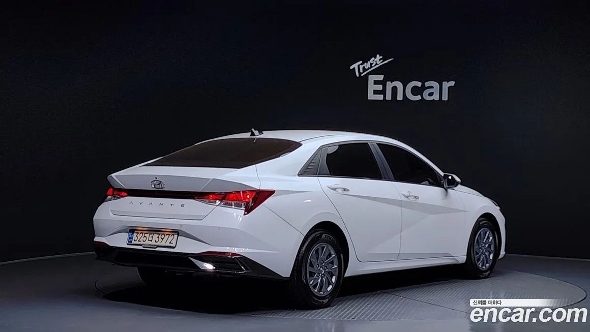 Hyundai AVANTE 2021 из KR, фото 2