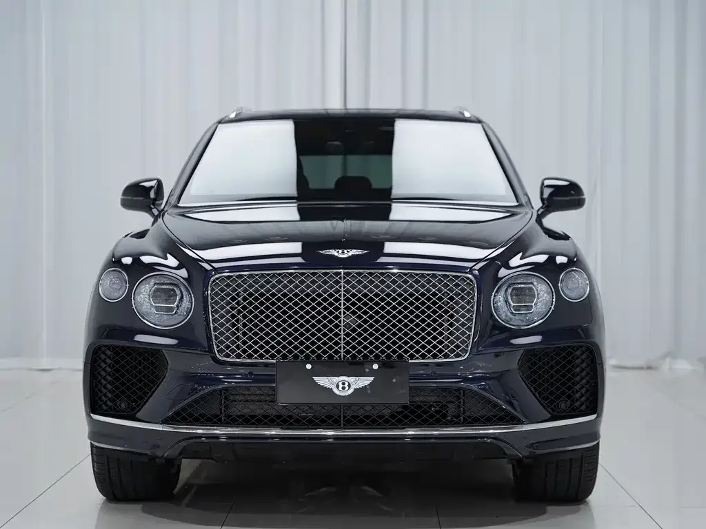 Bentley Bentayga 2024 из CN, фото 2