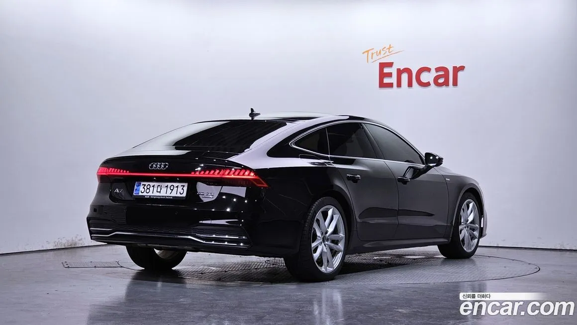 Audi A7 — фото 2