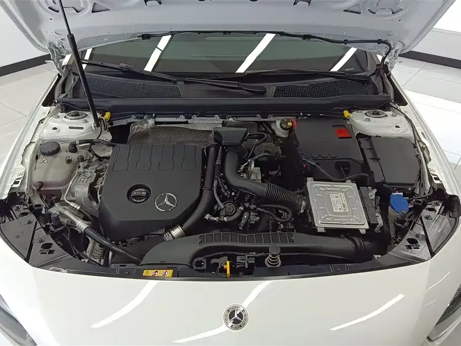 Mercedes-Benz A-Class 2023 из CN, фото 10