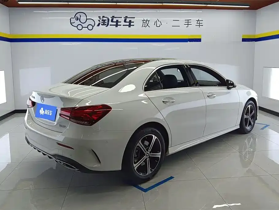 Mercedes-Benz A-Class 2023 из CN, фото 3