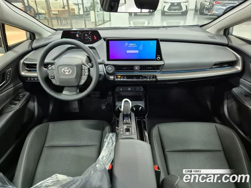 Toyota Prius — фото 7