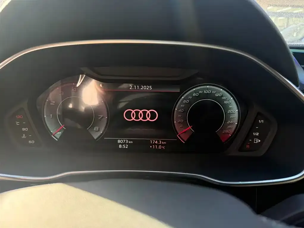 Audi Q3 2024 из CN, фото 6