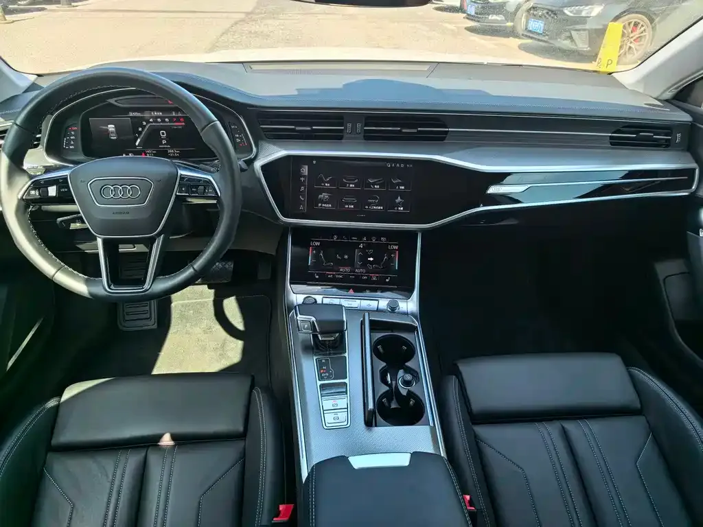 Audi A7 2024 из CN, фото 3