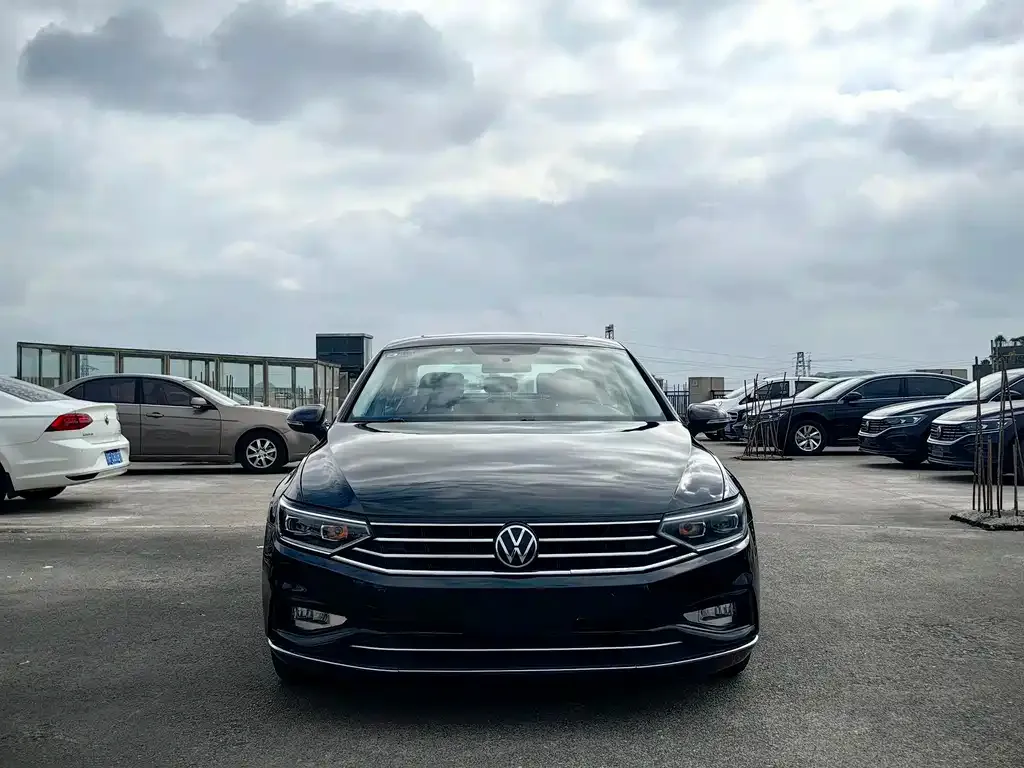 Volkswagen Magotan 2021 из CN, фото 2