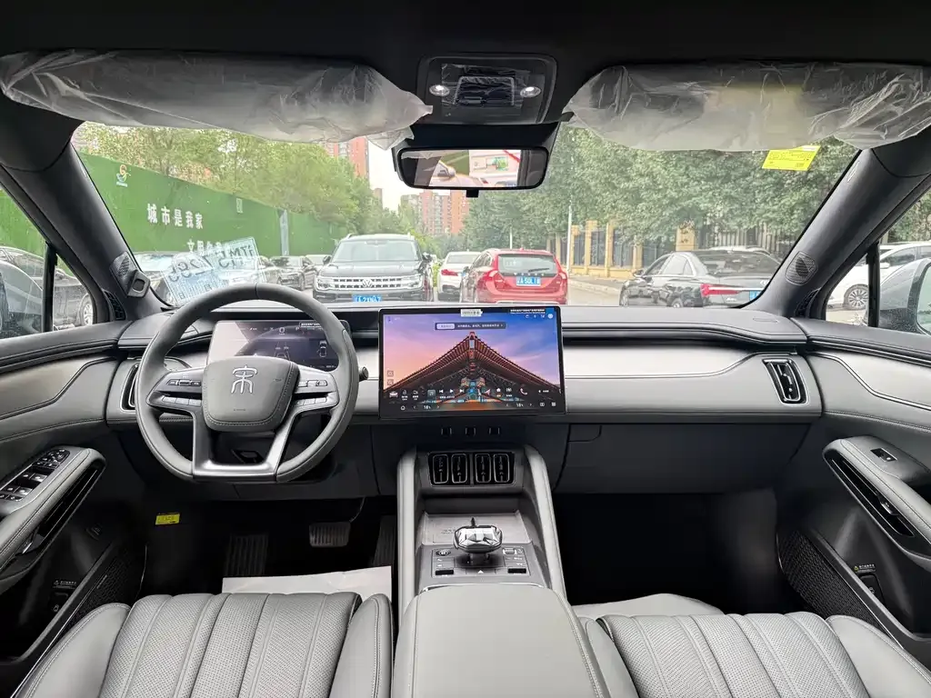 BYD L EV 2025 из CN, фото 7