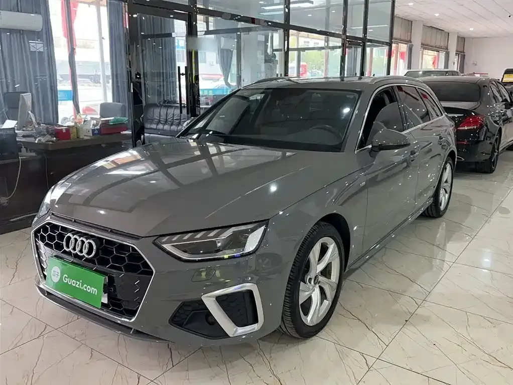 Audi A4 (Import) 2022 из CN, фото 1