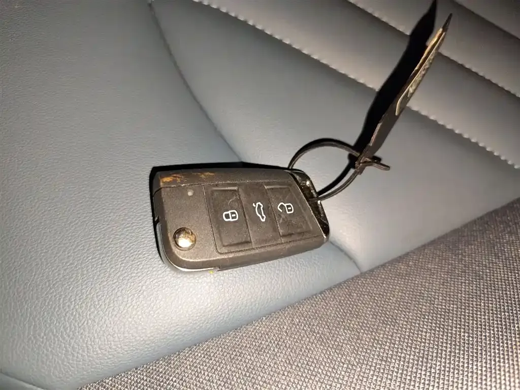 Volkswagen Tharu 2024 из CN, фото 9