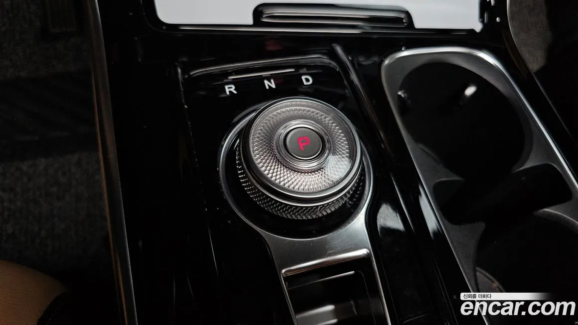 Kia Carnival — фото 9