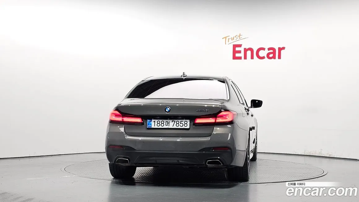 BMW 5-Series 2021 из KR, фото 4