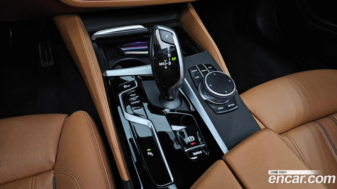 BMW 5-Series 2021 из KR, фото 9