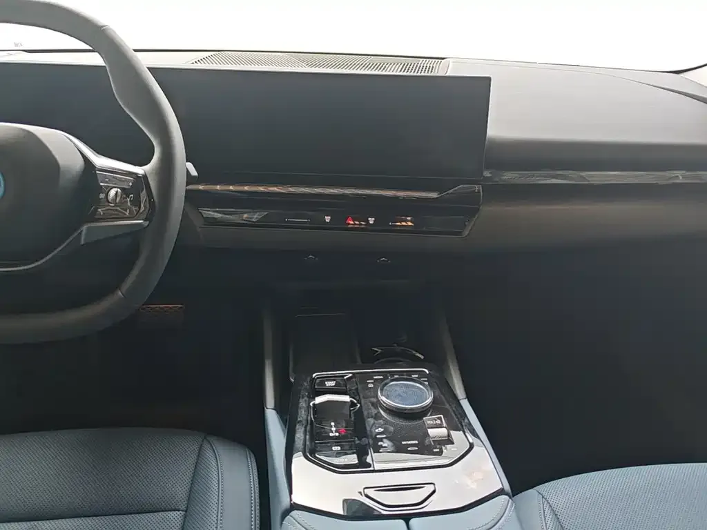BMW i5 2024 из CN, фото 10