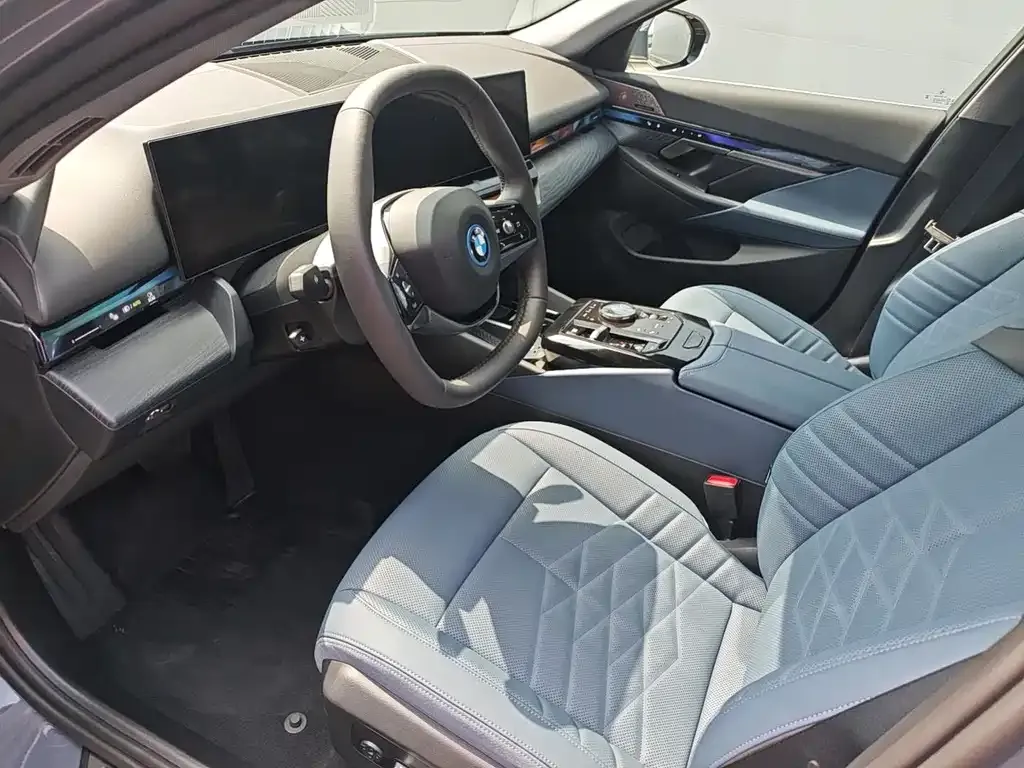 BMW i5 2024 из CN, фото 9