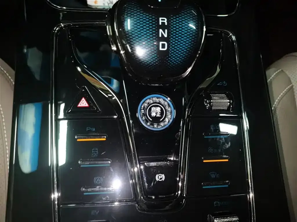 BYD Han 2024 из CN, фото 6