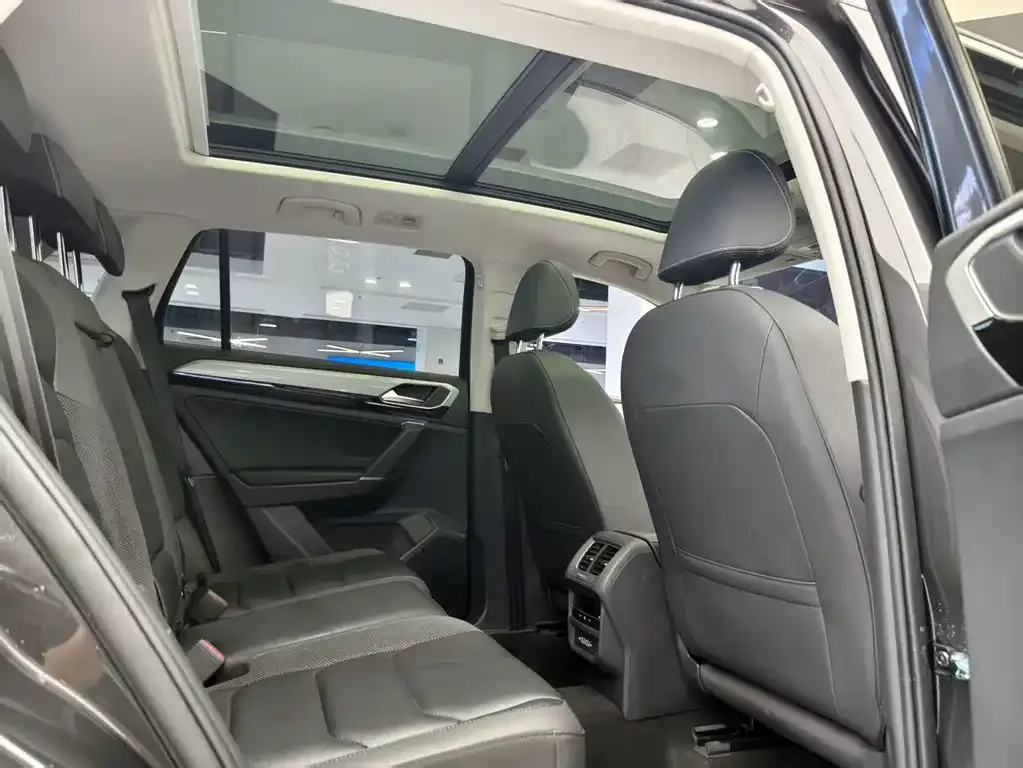 Volkswagen Tayron 2021 из CN, фото 10