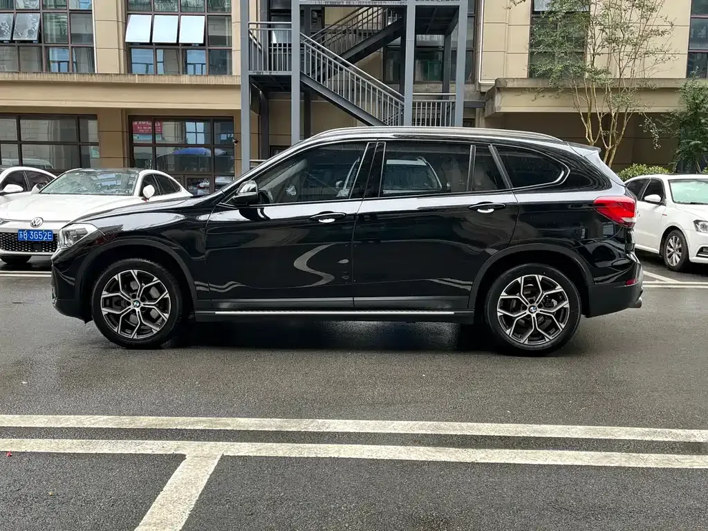 BMW X1 2021 из CN, фото 6