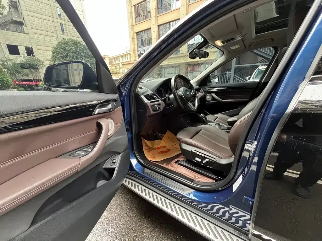 BMW X1 2021 из CN, фото 9