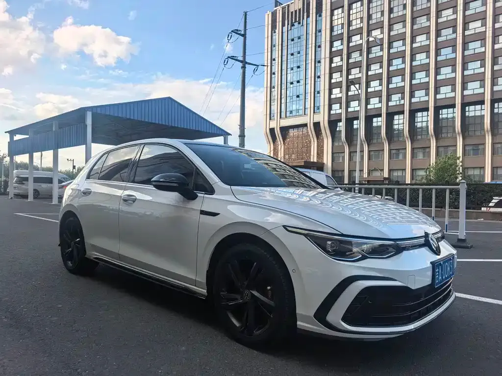 Volkswagen Golf 2021 из CN, фото 3