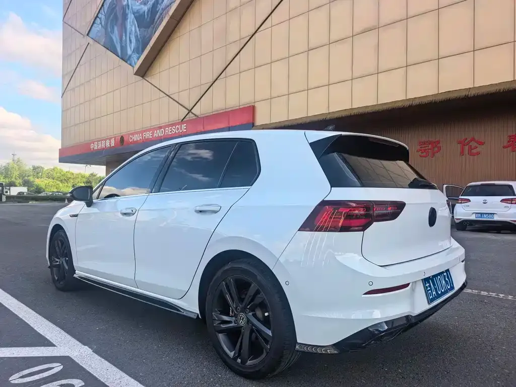 Volkswagen Golf 2021 из CN, фото 5