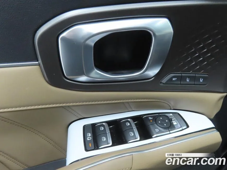 Kia Sorento — фото 10