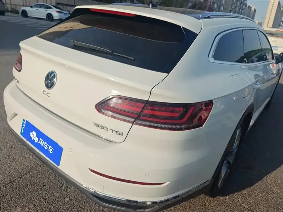 Volkswagen CC 2022 из CN, фото 3