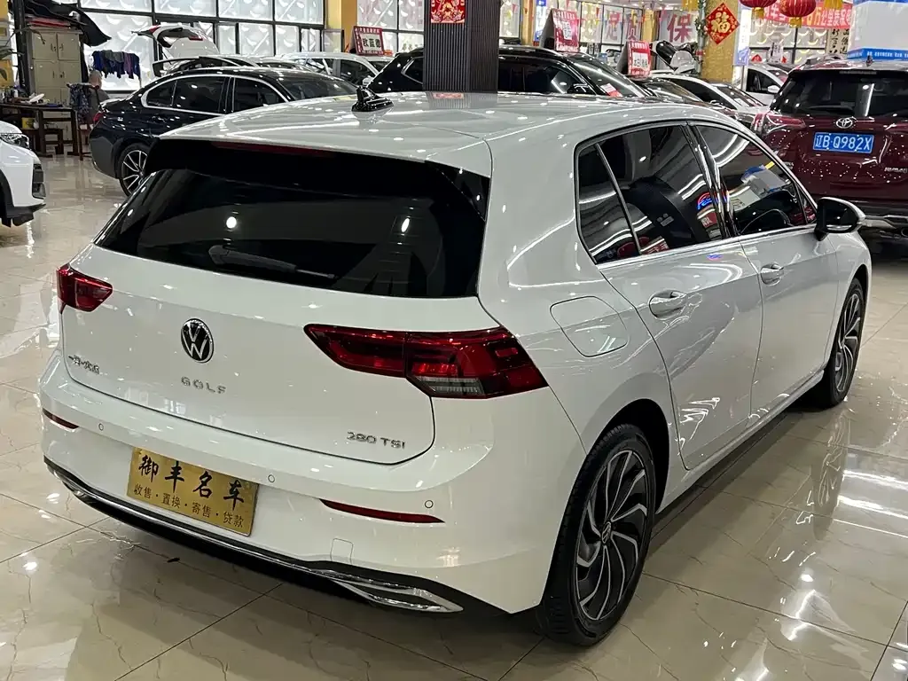 Volkswagen Golf 2021 из CN, фото 4