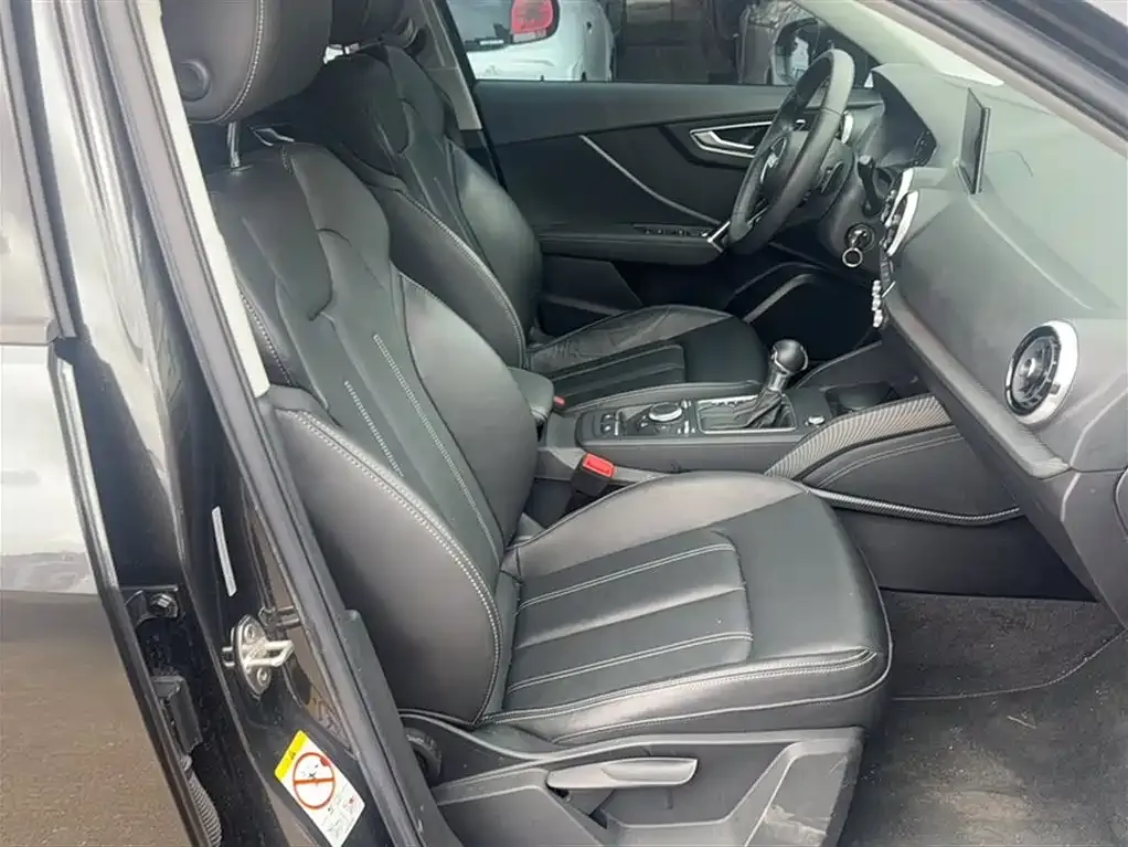 Audi Q2L 2022 из CN, фото 3